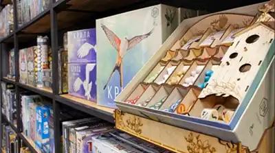 Настолки на полках. Фото Настолки на полках. Фото